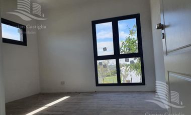 Venta - Casa 4 ambientes, Jardin, Pileta - San Matias, Escobar