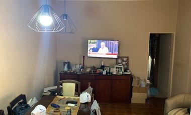 PH DE 4 AMB MUY BIEN UBICADO