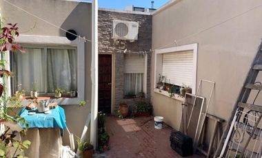 PH DE 4 AMB MUY BIEN UBICADO