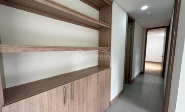 apartamento en arriendo en seÑorial. Cod A776371