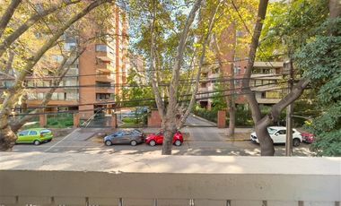 Edificio Venta de 4 pisos para Inversion. Providencia