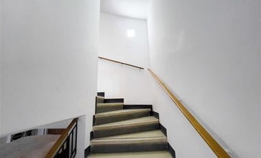 Edificio Venta de 4 pisos para Inversion. Providencia