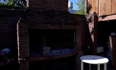 VENDO EXCEPCIONAL CHALET (FORTUNATO DE LA PLAZA)