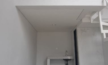 Rumah1 Lt Siap Huni 15 Menit ke Stasiun Serpong Hadap Utara J-43187