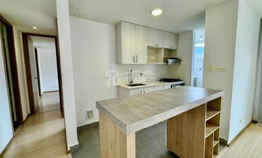 apartamento en arriendo en loma del esmeraldal. Cod A776514