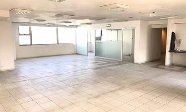 Versátil oficina en Miguel A de Quevedo