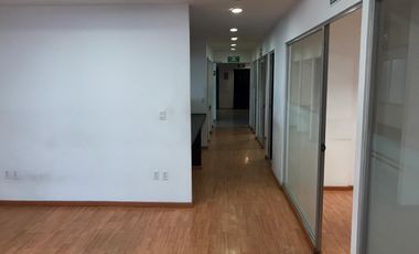 Versátil oficina en Miguel A de Quevedo