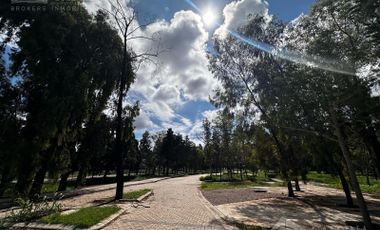 Terrenos en venta - Parque comercial - Av Luchesse - Villa Allende - Cba