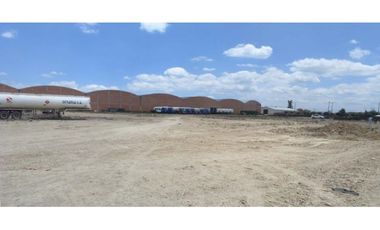 LOTE EN ARRIENDO, SECTOR FUNZA, INDUSTRIAL SOBRE VIA PRINCIPAL