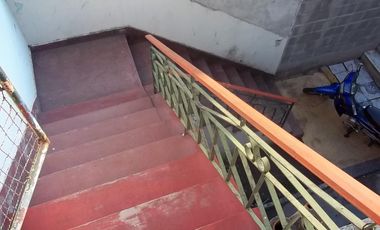 DEPARTAMENTO DE 2 AMBIENTES EN ALQUILER LA TABLADA.-