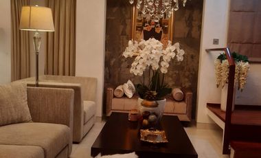 Rumah Semi Furnished Bebas Banjir, 2 Setengah Lantai Dalam Cluster di Jl Aria Putra, Serua Indah, Ciputat