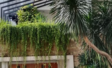 Rumah Semi Furnished Bebas Banjir, 2 Setengah Lantai Dalam Cluster di Jl Aria Putra, Serua Indah, Ciputat