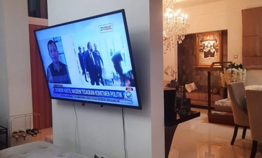 Rumah Semi Furnished Bebas Banjir, 2 Setengah Lantai Dalam Cluster di Jl Aria Putra, Serua Indah, Ciputat