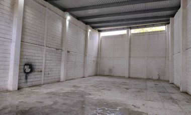 Bodega en Renta 205m2 cerca mercado Malibrán, Fácil acceso y maniobras Col. Adolfo López Mateos Veracruz