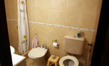 Venta de excelente Chalet con local Posadas