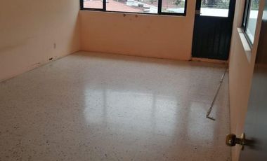 VENTA DE CASA EN LA COLONIA RANCHO LA MORA EN TOLUCA