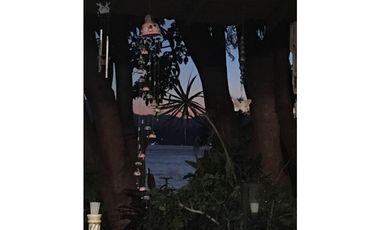 CASA EN VENTA CON VISTA AL LAGO 