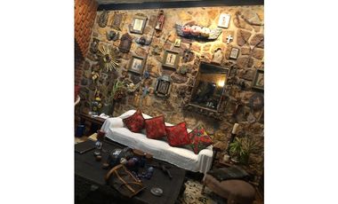 CASA EN VENTA CON VISTA AL LAGO 