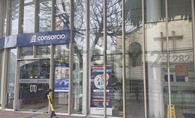 Se arrienda amplia oficina en centro de Concepción