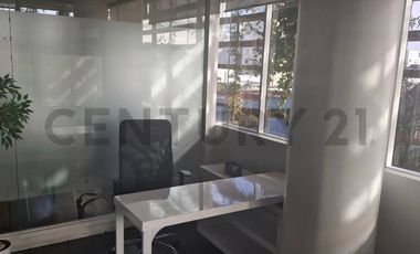 Se arrienda amplia oficina en centro de Concepción