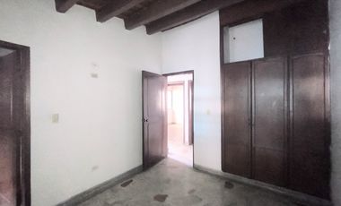 casa en venta en quinta bosch. Cod V31233