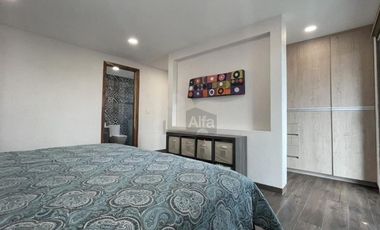 Casa en venta  con escalinata expuesta en Condado del Valle, con fácil acceso a CDMX