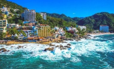 Casa en Venta en Conchas Chinas Puerto Vallarta.
