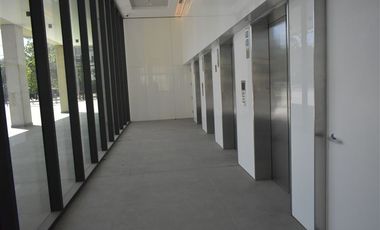 Oficina en Arriendo en Vitacura con Paul Claudel