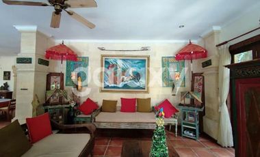 VILLA CANTIK DEKAT DOUBLE SIX BEACH SEMINYAK BALI
