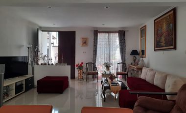 Disewakan Rumah 2 lantai dengan desain Modern di lingkungan Eksklusif dan tenang -  Harvest Residence Ciputat