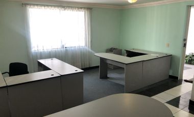 OFICINA AMUEBLADA EN CLUB DE GOLF BELLAVISTA, TLALNEPANTLA, EDO. MÉX.