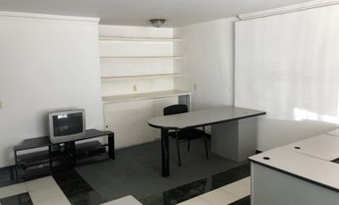 OFICINA AMUEBLADA EN CLUB DE GOLF BELLAVISTA, TLALNEPANTLA, EDO. MÉX.