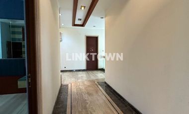 Disewakan Harga Nego Rumah di Kawasan Elite Graha Famili Surabaya Barat