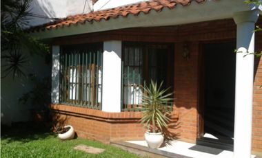 Alquiler casa en Villa Sarita - Apto Profesional