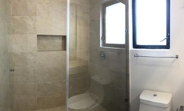 Rento casa en Zibatá con recámara en Planta Baja $16500