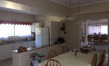 HERMOSO CHALET CON VISTA AL GOLF