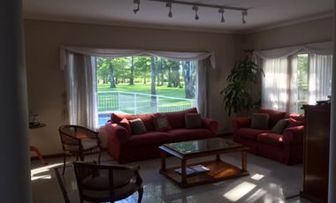 HERMOSO CHALET CON VISTA AL GOLF