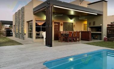 VMaffia Vende casa San Alfonso  4 amb PE Amoblada