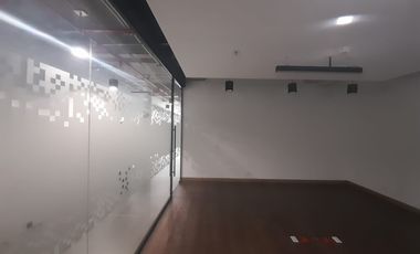 consultorio en arriendo en autopista via chia -cajica diagonal al cc fontanar. Cod A117730