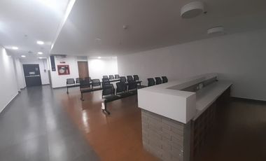 consultorio en arriendo en autopista via chia -cajica diagonal al cc fontanar. Cod A117730