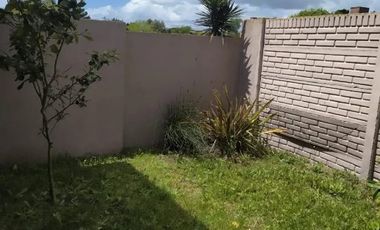 Casa PH en venta en La Lucila del Mar