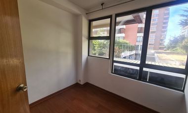 Oficina en Venta en AV APOQUINDO