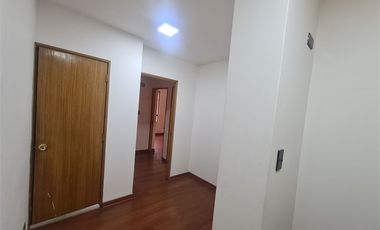Oficina en Venta en AV APOQUINDO