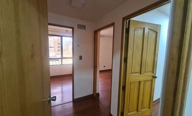 Oficina en Venta en AV APOQUINDO