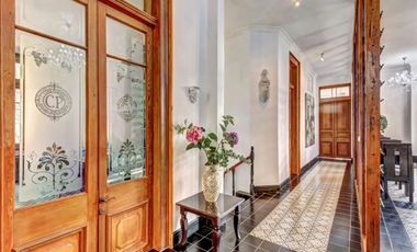 Casa en Venta en Cerro Alegre/ Hotel Boutique