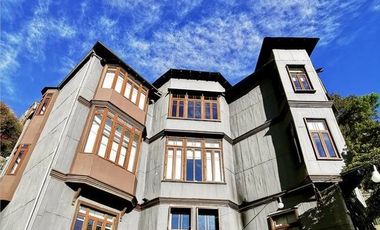 Casa en Venta en Cerro Alegre/ Hotel Boutique