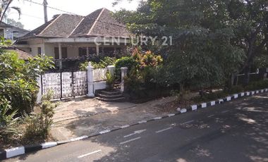 Rumah Mainroad Surapati Bandung Strategis Pusat Kota Premium