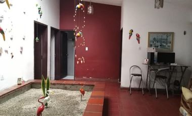 casa-local en venta en quinta oriental. Cod V2313