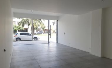 Local a la venta con frente a Av. Humberto Primo, Lujan.