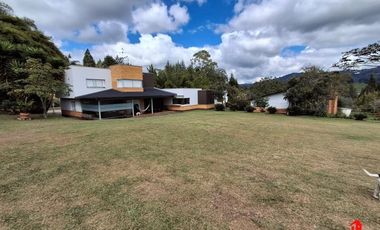 finca en arriendo/venta en vereda hojas anchas. Cod A5865